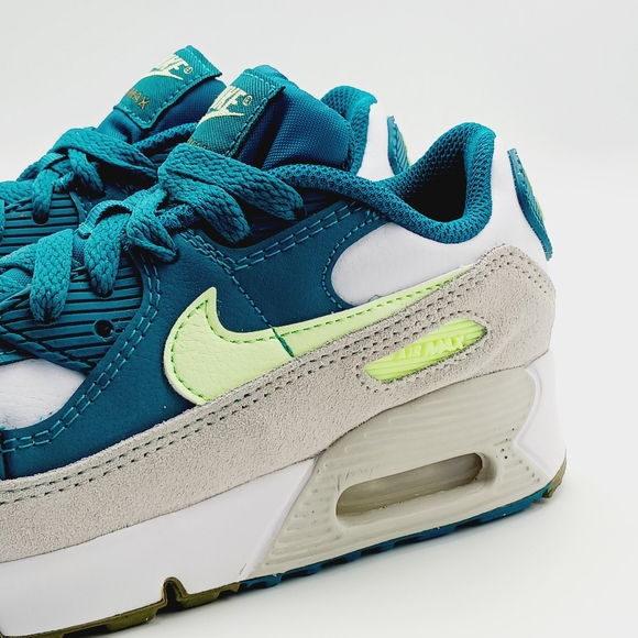 Nike Air Max 90 LTR Lifestyle Shoes Size 3 Youth Unisex - Picture 5 of 9